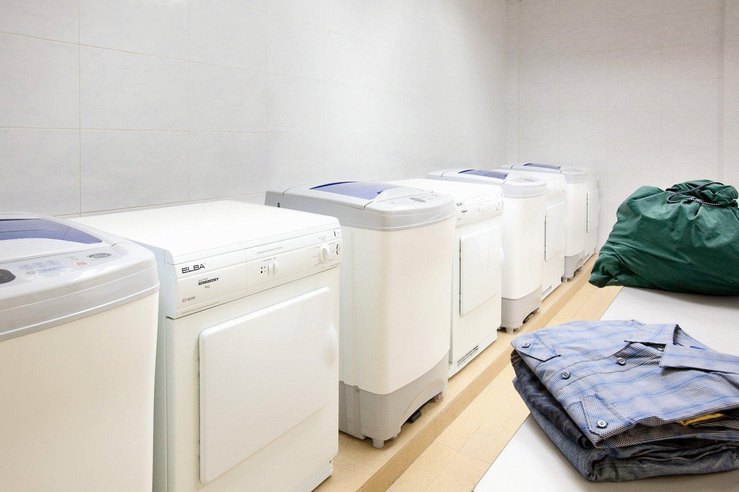 Jinhold Apartment Hotel Bintulu Eksteriør bilde